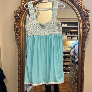 Lynda peocanik beautiful blue dress!